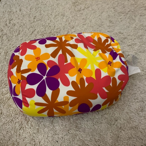 brookstone fom pillow